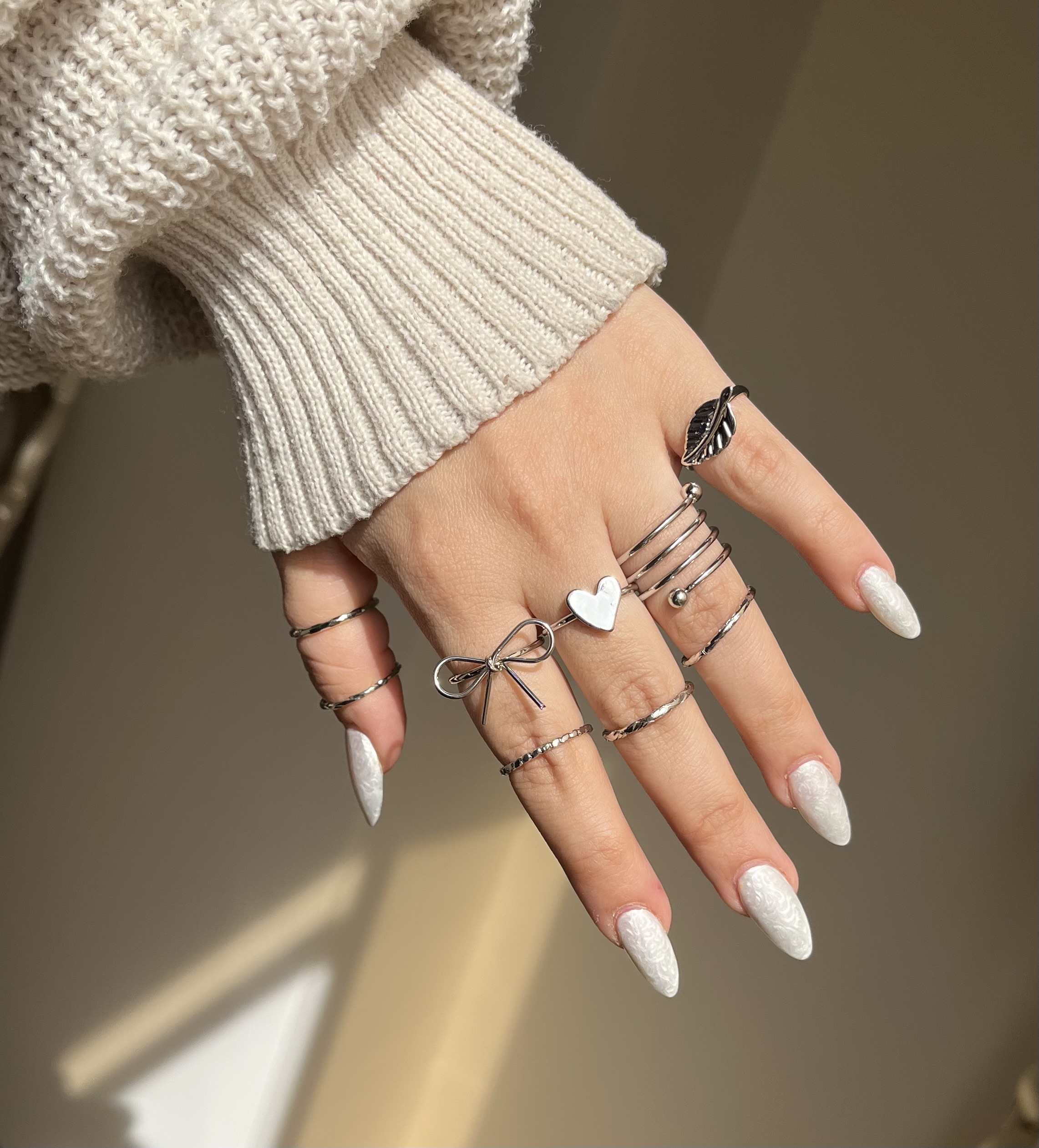 پک انگشتر نقره ای مینیمال