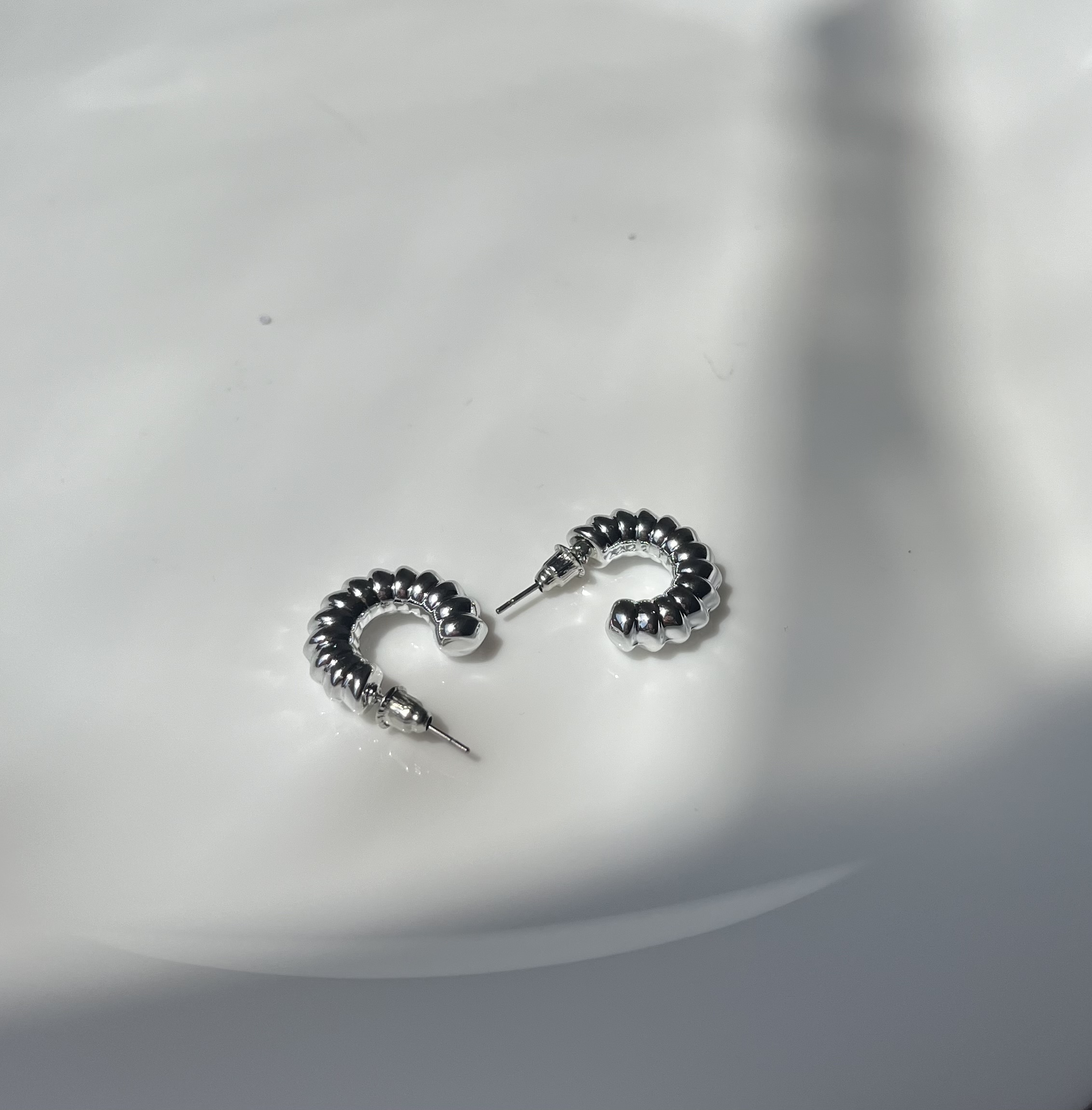 گوشواره حلقه ای کوچیک